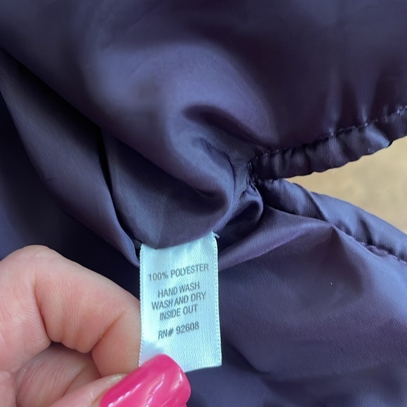 NWT JW purple sequin puffer vest with front zippered pockets. Size medium - Picture 12 of 15